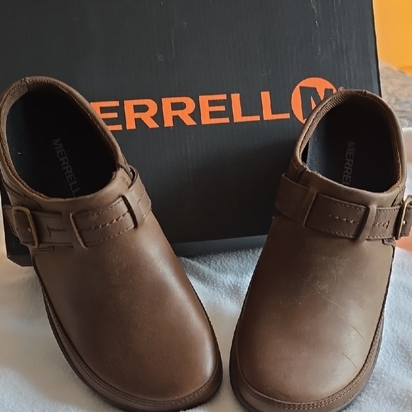 Merrell Brown Leather Slip-On Shoes - Picture 1 of 4